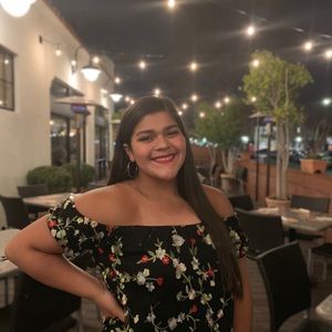 Meet your Posher, Natalie